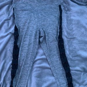 grey leggings